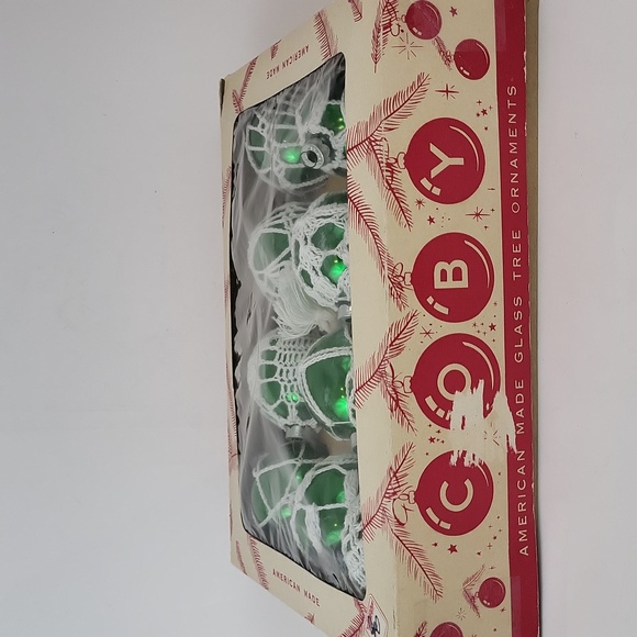 Set Of 12 Vintage Green Glass Crochet Ball Christmas Ornaments - Picture 9 of 11